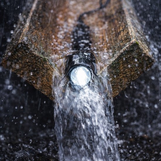 LED-taskulamppu - ladattava (USB) - Sulje napsauttamalla kuva