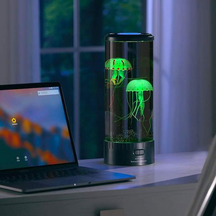 LED -lamppu meduusalla