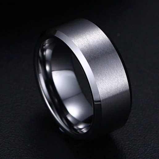 Titanium Ring - Sulje napsauttamalla kuva