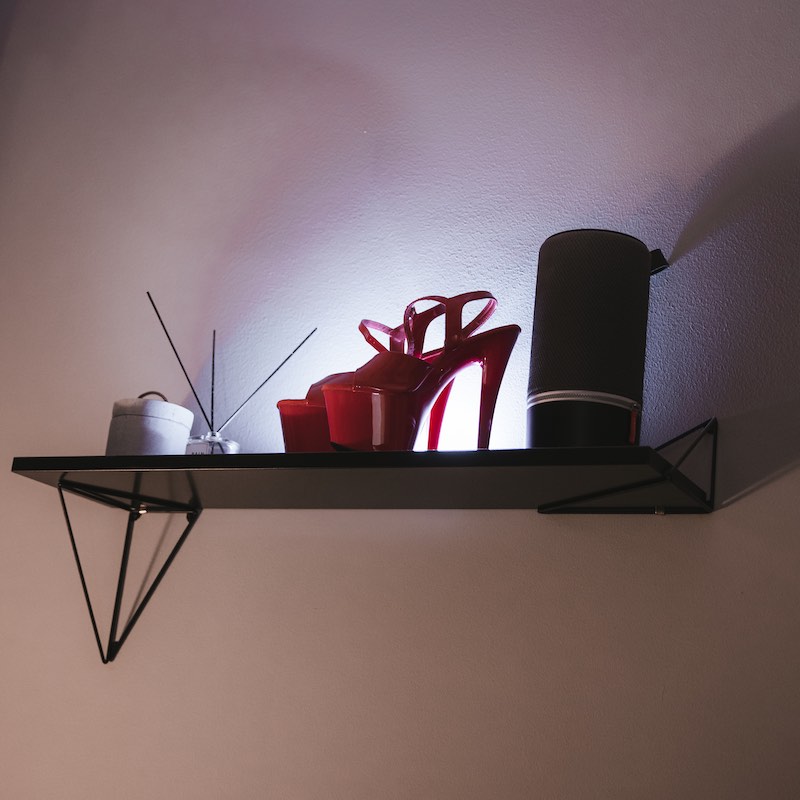 Ladattava LED-spotlight
