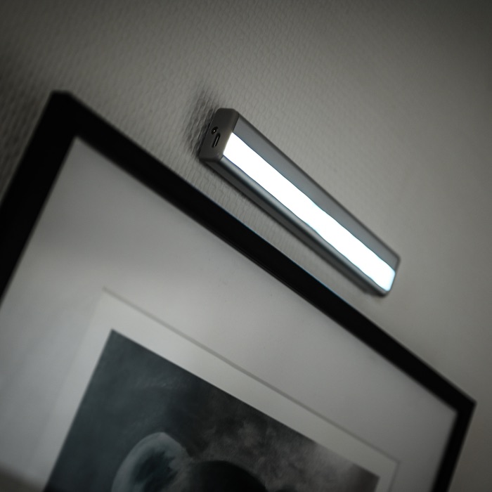Ladattava LED-spotlight